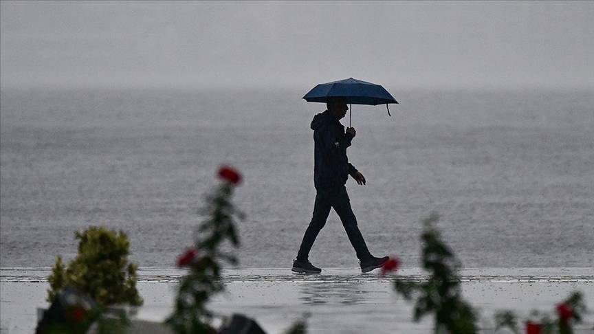 İstanbul’da sağanak alarmı: Saat 16.00’dan itibaren eğitime ara! 2